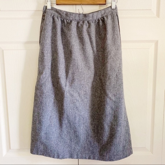 Vintage Radcliffe Gray Midi Length Wool Skirt - Picture 5 of 9